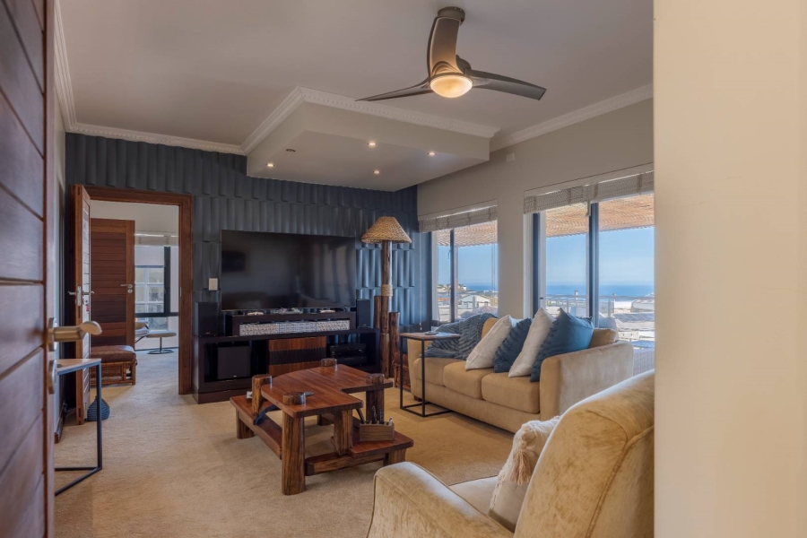 5 Bedroom Property for Sale in Oubaai Western Cape